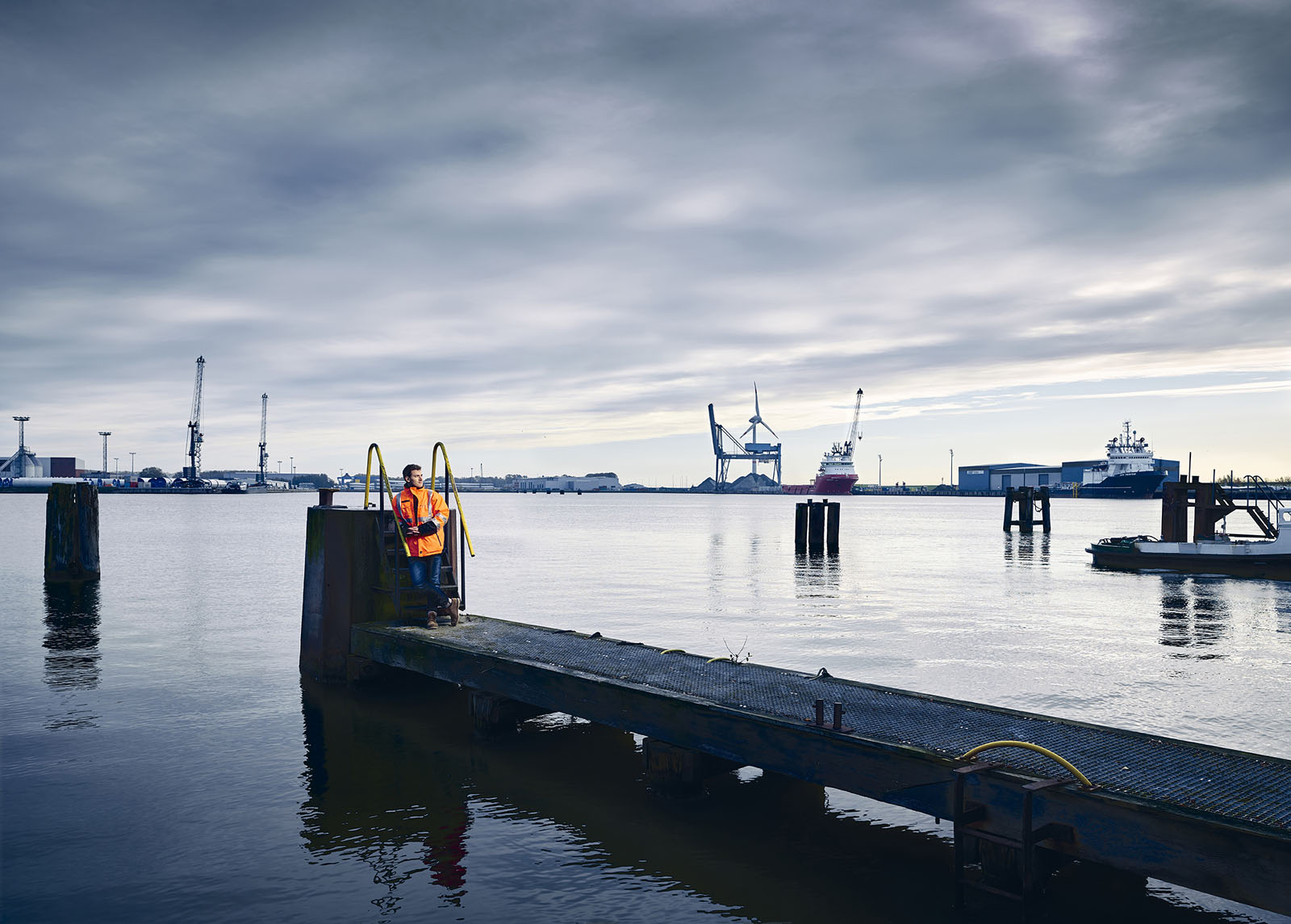 EXPOSE Corporate Photo  |   Christian O. Bruch für Niedersachsen Ports.